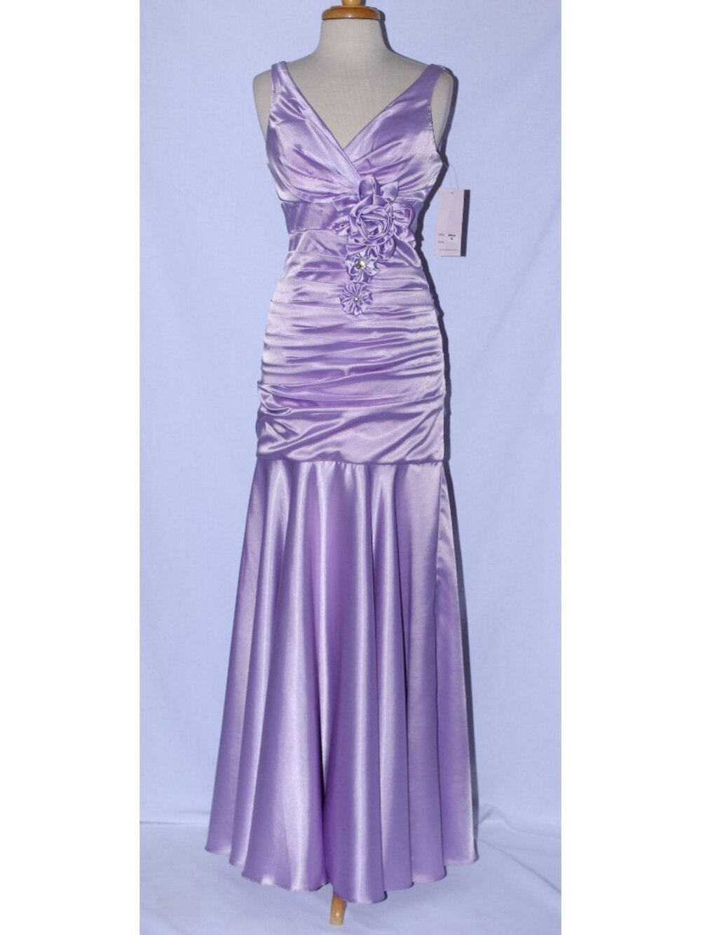 Poly USA #5922 Long Satin Fit & Flare Bridesmaid Evening Gown-Size M- LILAC- NWT